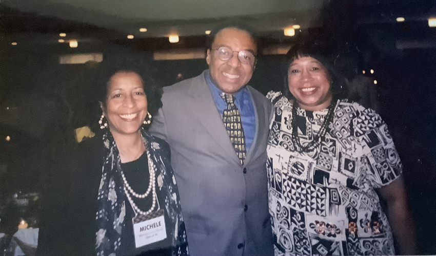 1966 graduate establishes Ebony Bobcat Network’s second scholarship